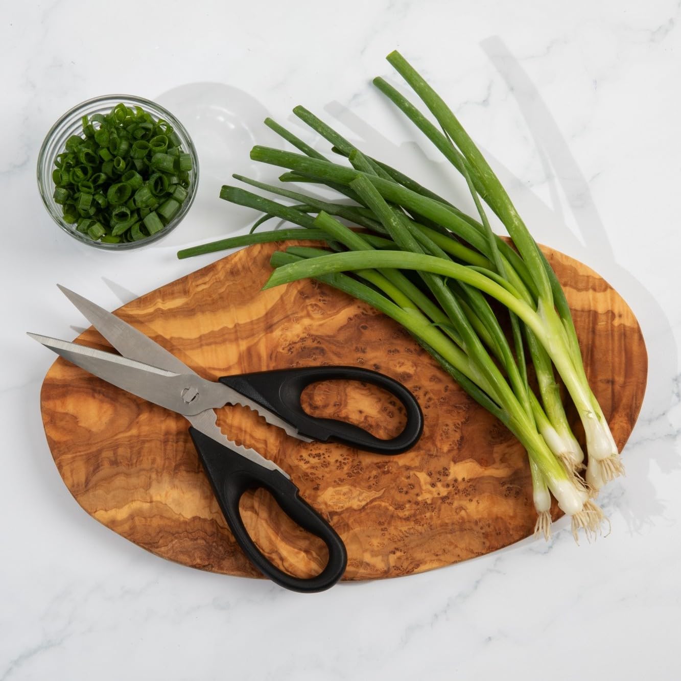 Yatoshi Professional Kitchen Knife Set, 15 Pieces, High Carbon Stainless Steel, Ergonomic Handle