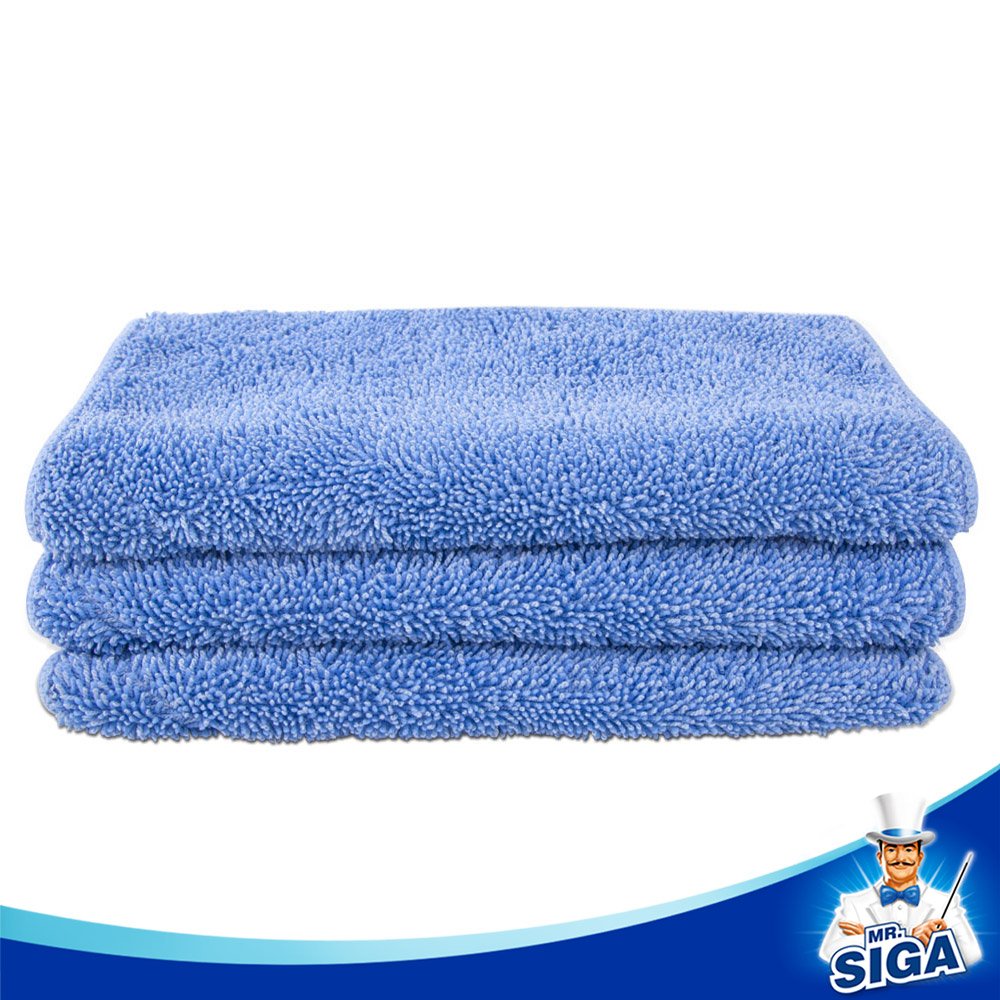 MR.SIGA Professional Microfiber Mop for Hardwood, Laminate, Tile Floor Cleaning, Stainless Steel Telescopic Handle - 3 Reusable Flat Mop Refills and 1 Dirt Removal Scrubber Included