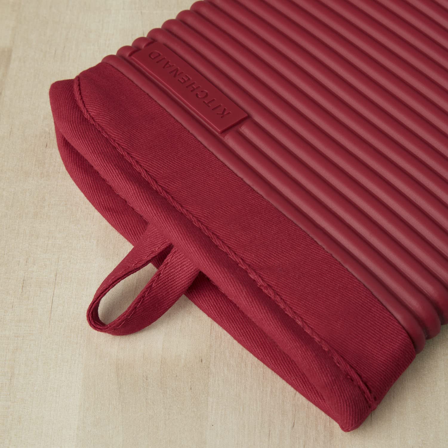 KITCHENAID Ribbed Soft Silicone Oven Mitt 2-Pack Set, 7.5"x13", Milkshake