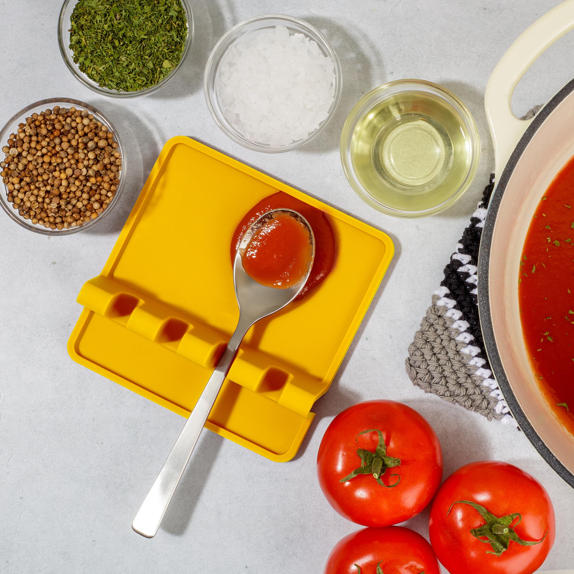 Zulay Kitchen Spoon Rest for Multiple Utensils High Heat-Resistant Silicone Drip Pad, BPA-Free Spoon Holder for Stove Top, Kitchen Gadget Holder for Ladles, Tongs, Cooking Spatula - Makes Great Gift