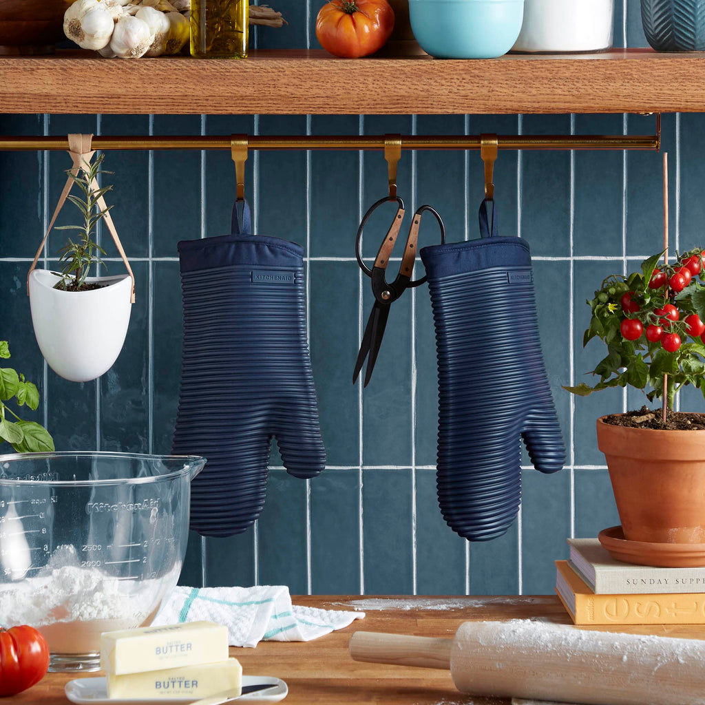KITCHENAID Ribbed Soft Silicone Oven Mitt 2-Pack Set, 7.5"x13", Milkshake