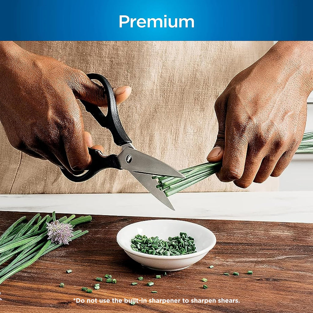 Ninja K32017 Foodi NeverDull Premium Knife System, 17 Piece Knife Block Set with Built-in Sharpener, German Stainless Steel Knives, Black
